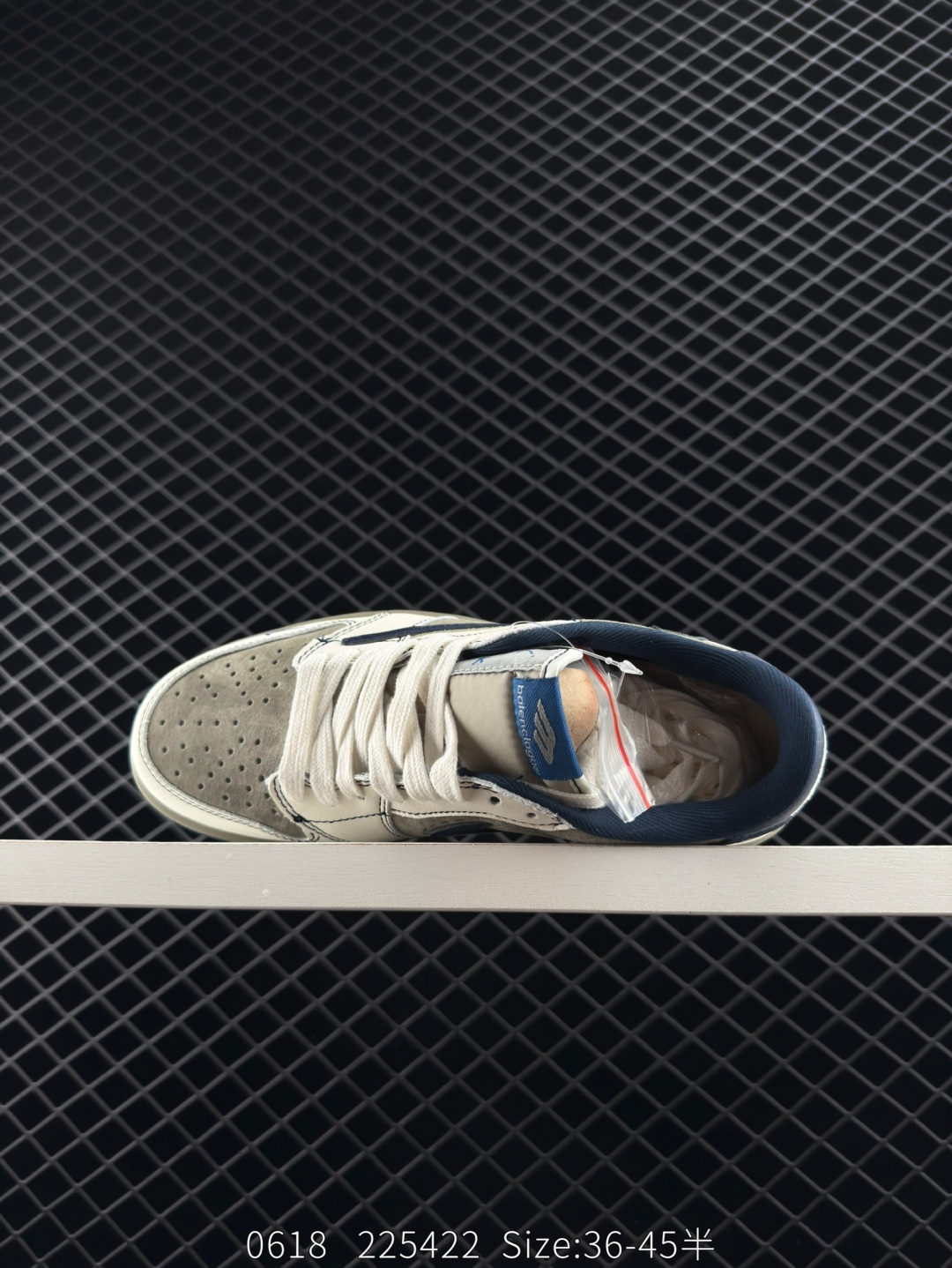 Travis Scott x Air Jordan 1 ” Reverse Mocha “